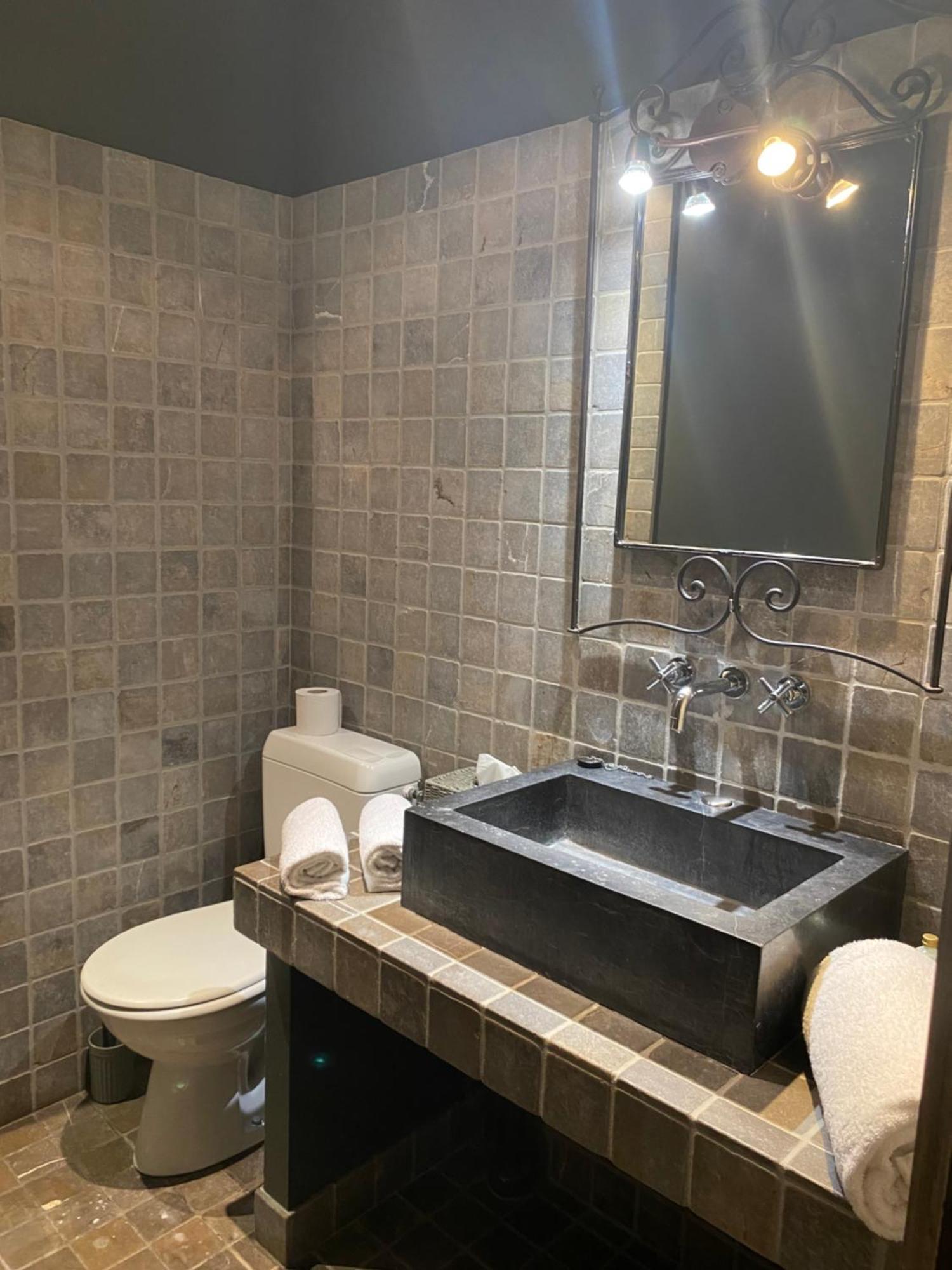 Châtillon-sur-Chalaronne Hotel De La Tour מראה חיצוני תמונה
