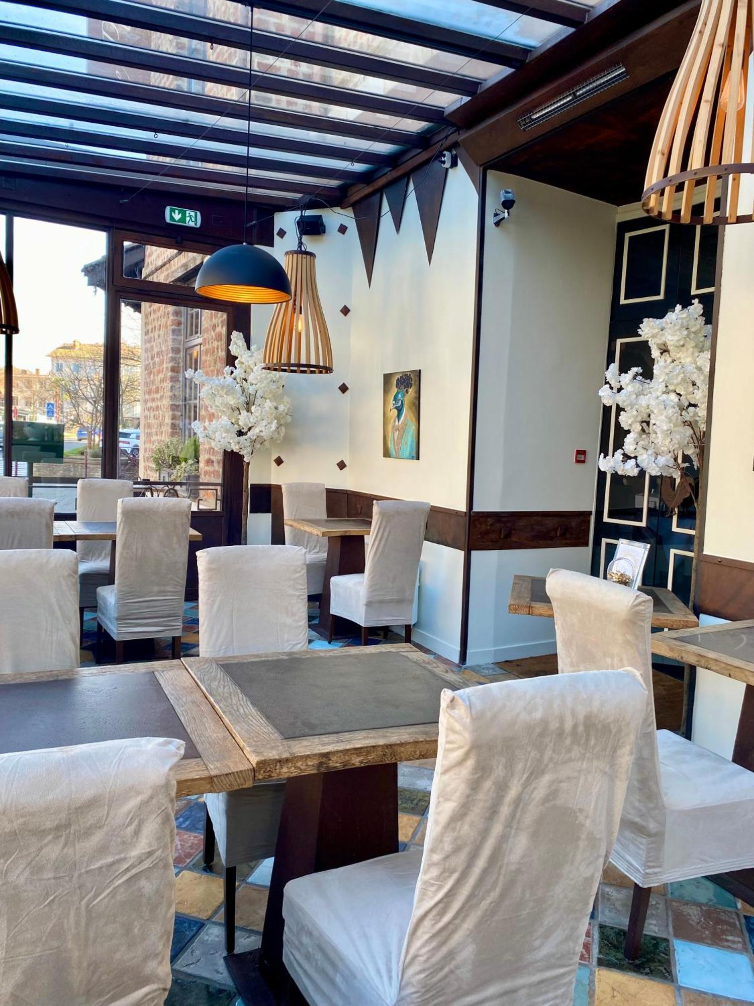 Châtillon-sur-Chalaronne Hotel De La Tour מראה חיצוני תמונה